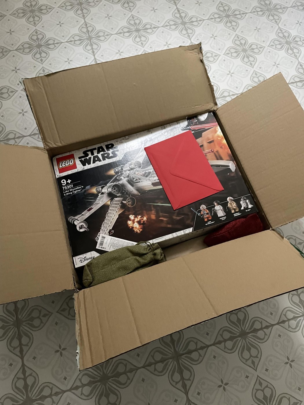 Коробка Лего внутри