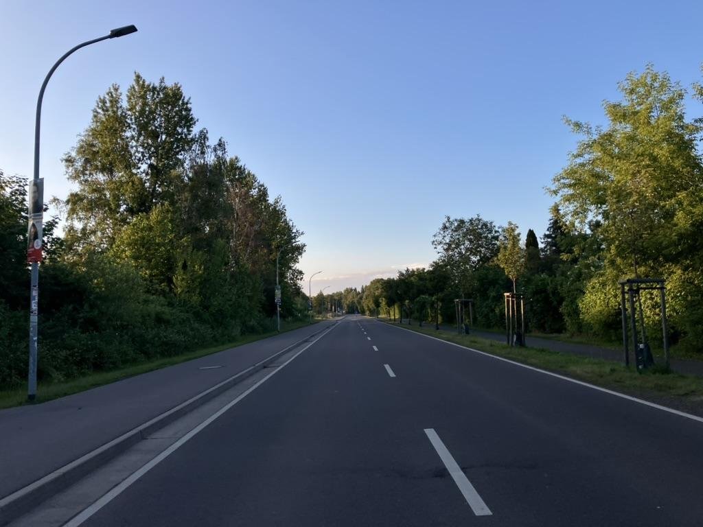 Середина Verbindungsstraße