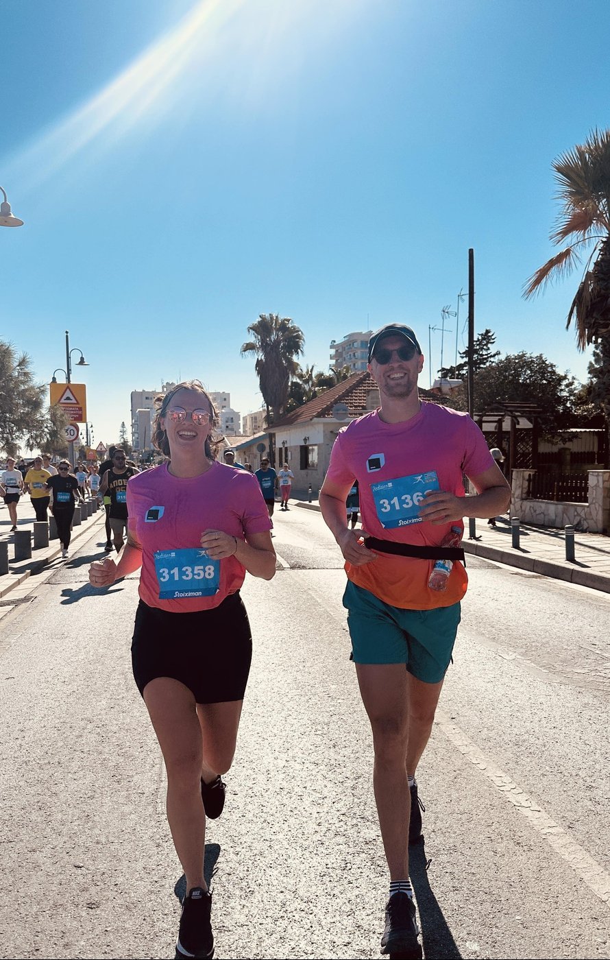 Это начало 7-го месяца, живот начал расти сразу после забега