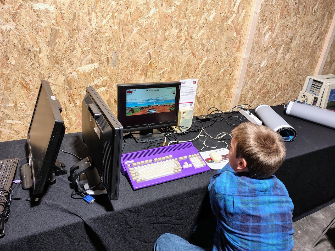 вроде Commodore64, я не большой специалист