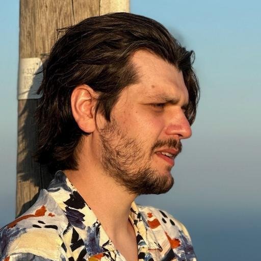 Аватар Artem Tsarev