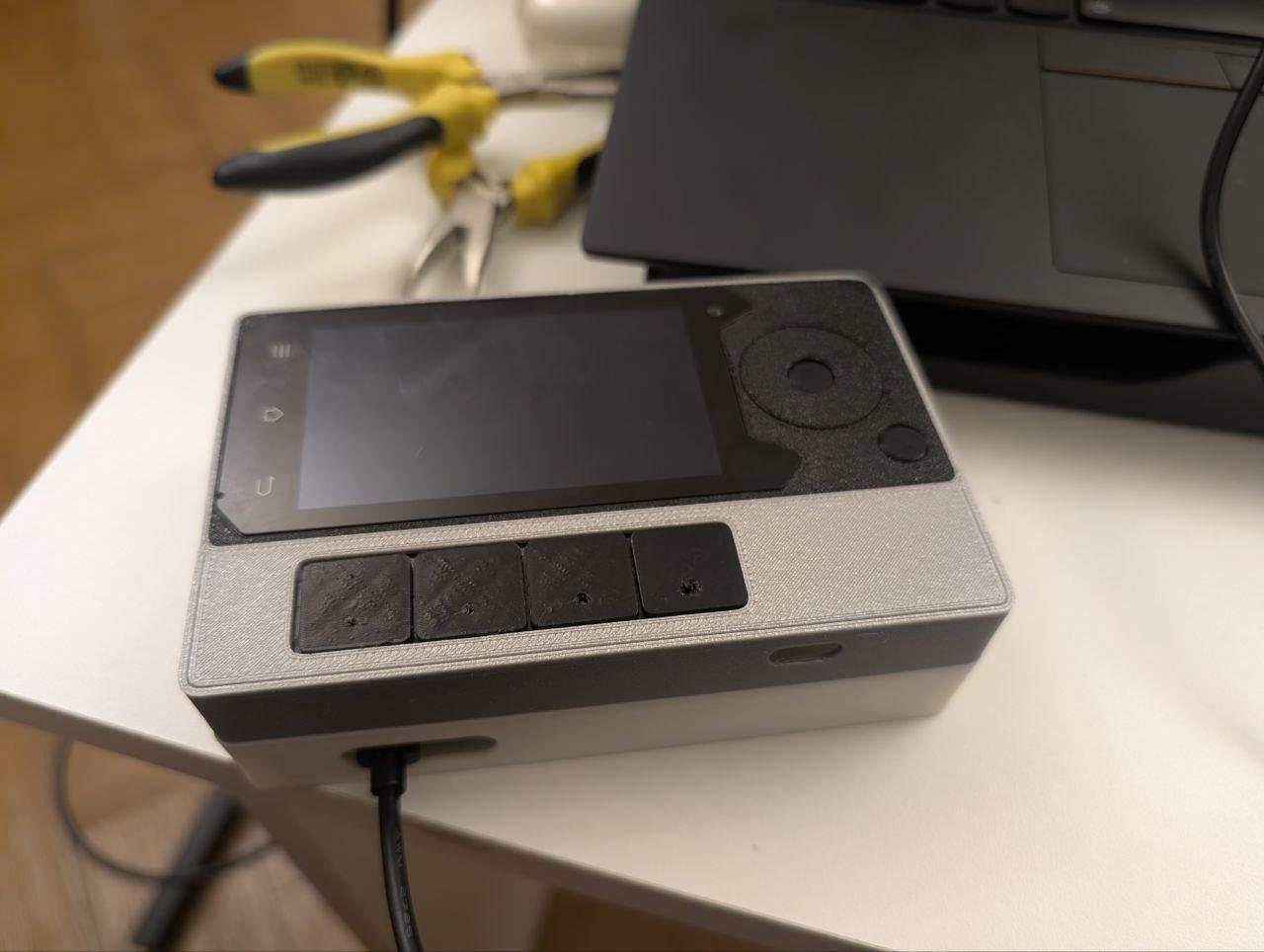 Это EVT 1 — Engineering Validation Test #1