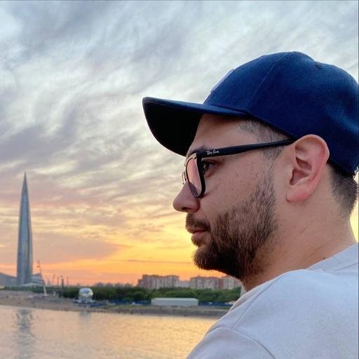 Аватар Vitalii Golovanev