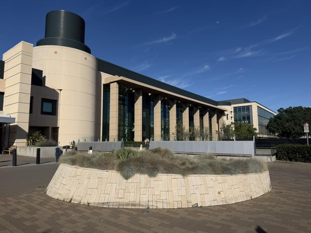 Lucas Center for Imaging - моя единственная фотка с последнего эксперимента, когда я и решил написать этот пост