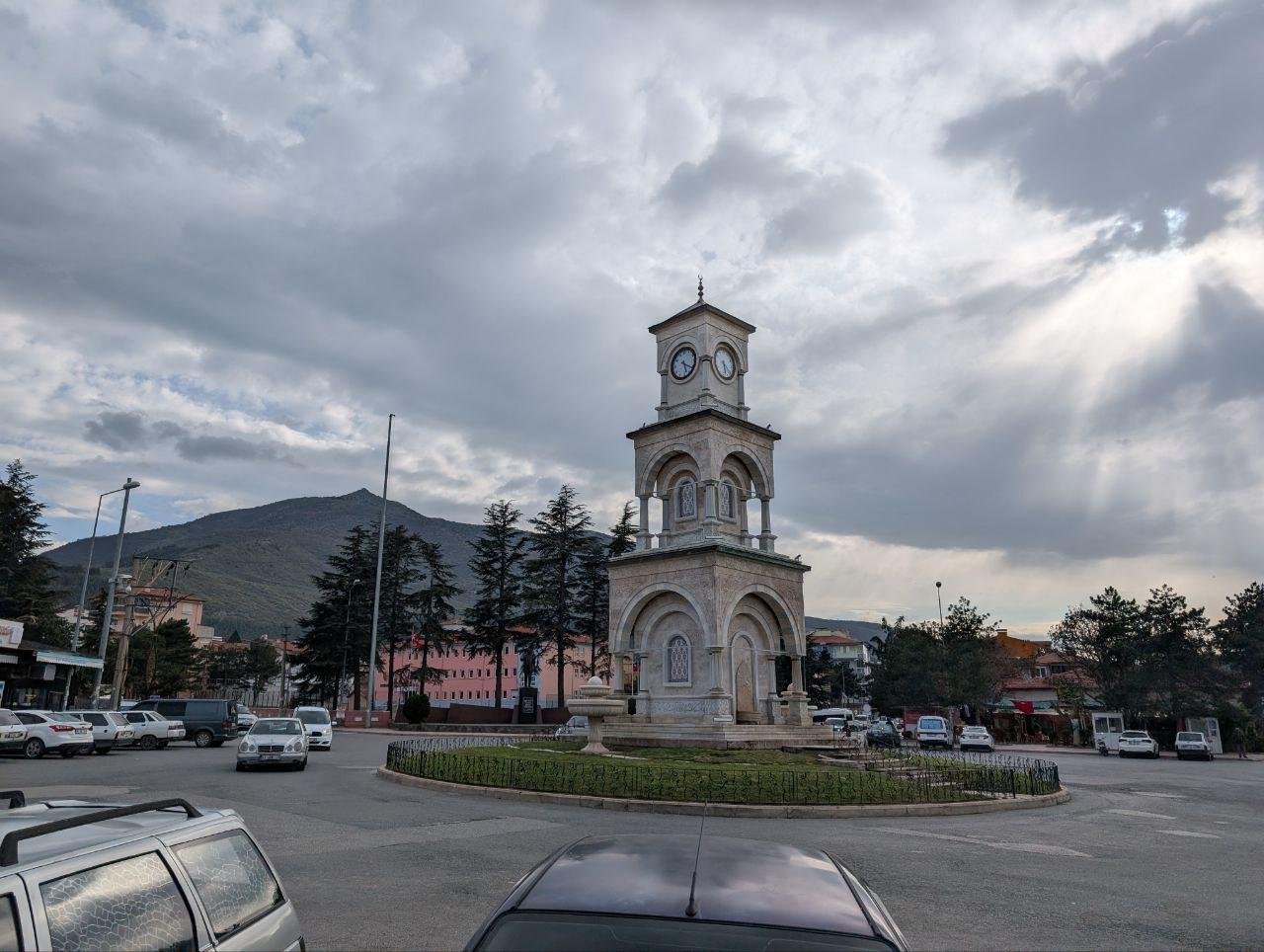 Еще одна башенка на центральной площади