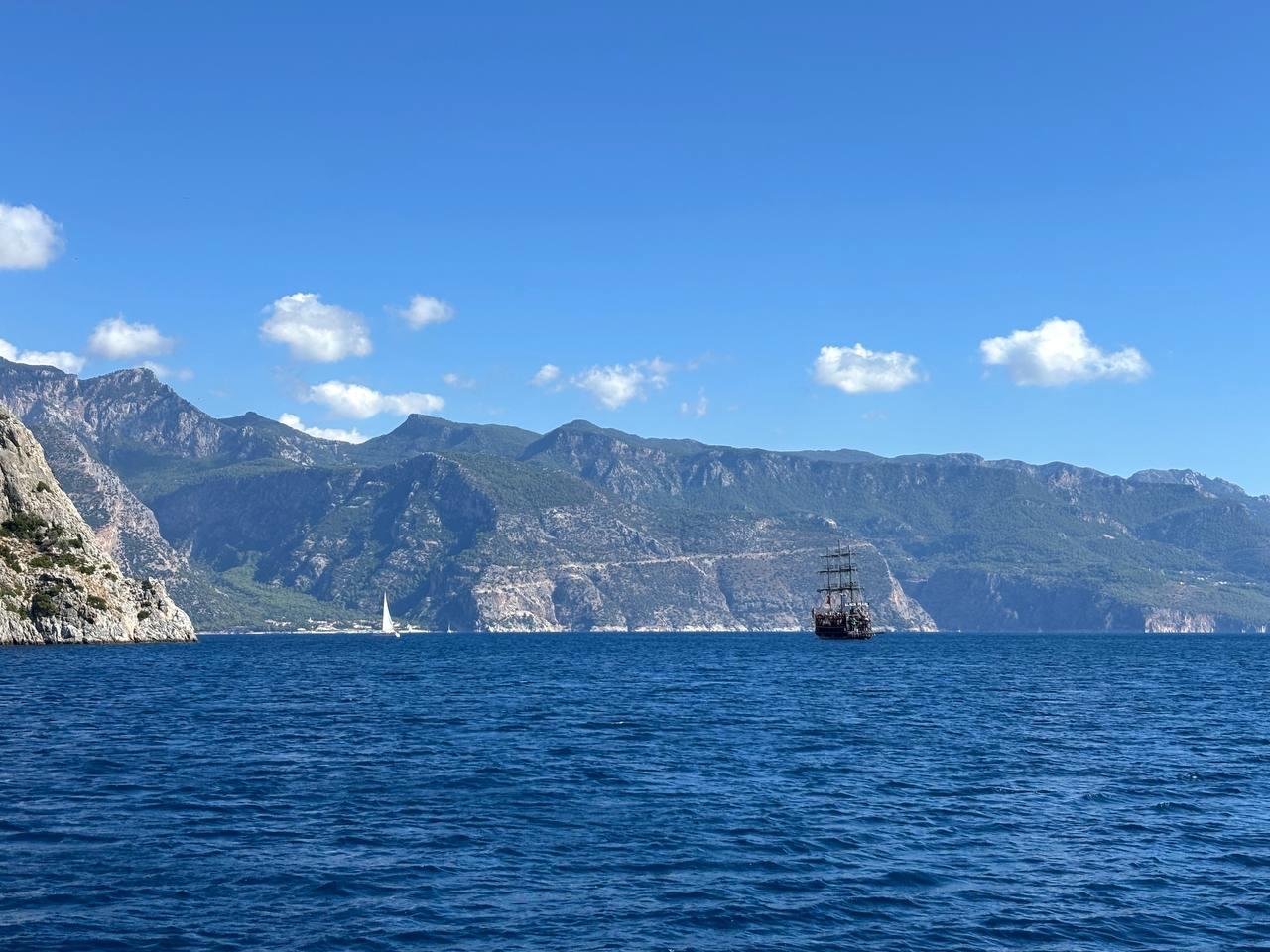 ещё немного плывём