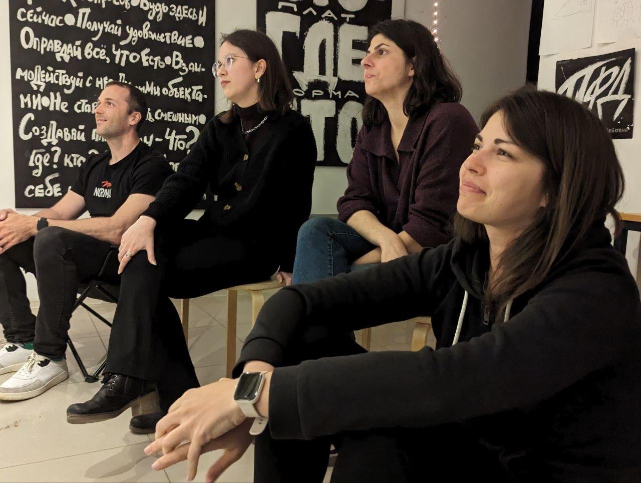 Не возможно не отжигать на сцене, когда на тебя смотрит такая поддерживающая аудитория