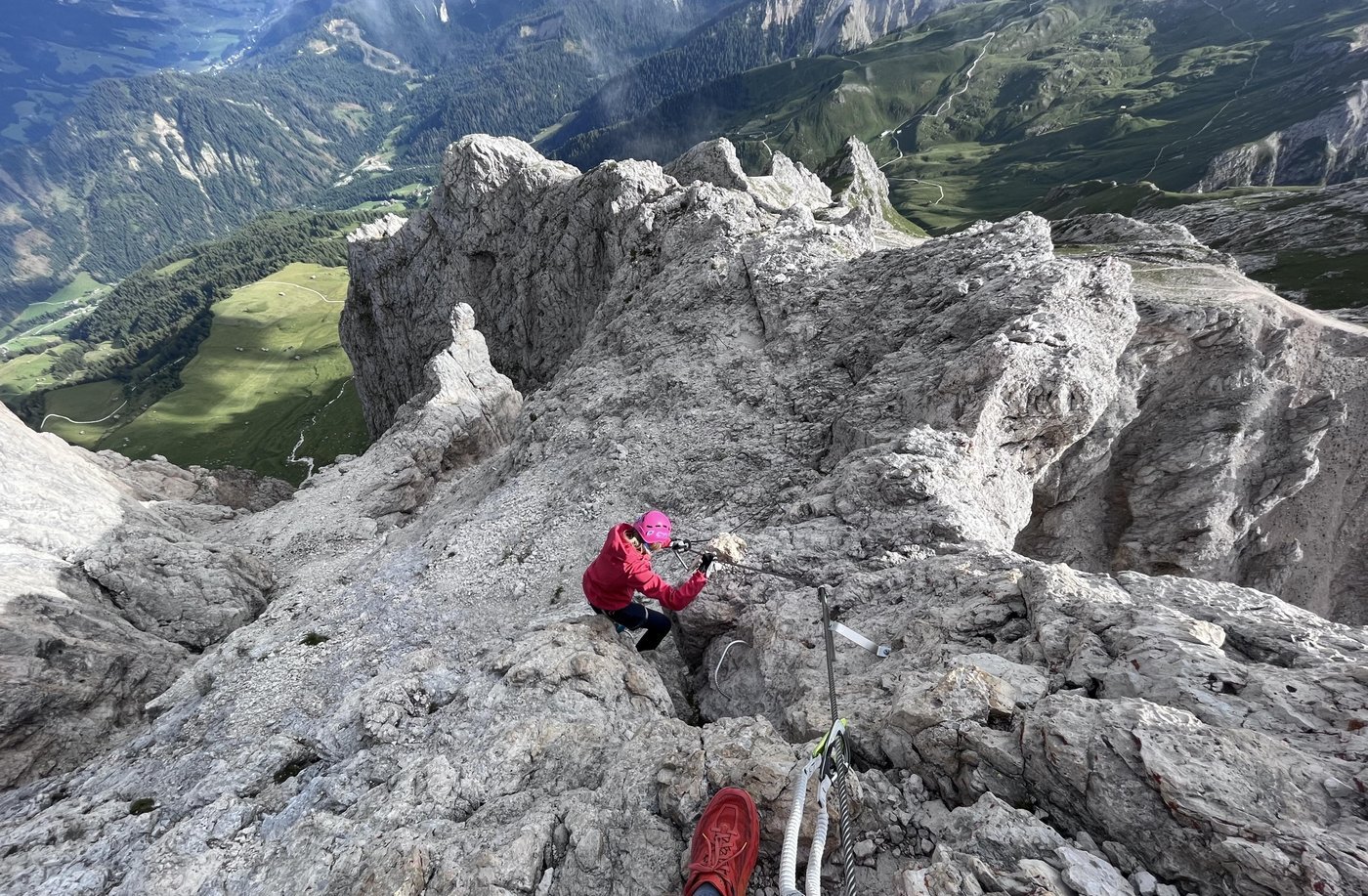 Пример укрепленного участка. Конкретно этот - это радиалка (не основной маршрут), но и на основном маршруте такие штуки встречаются