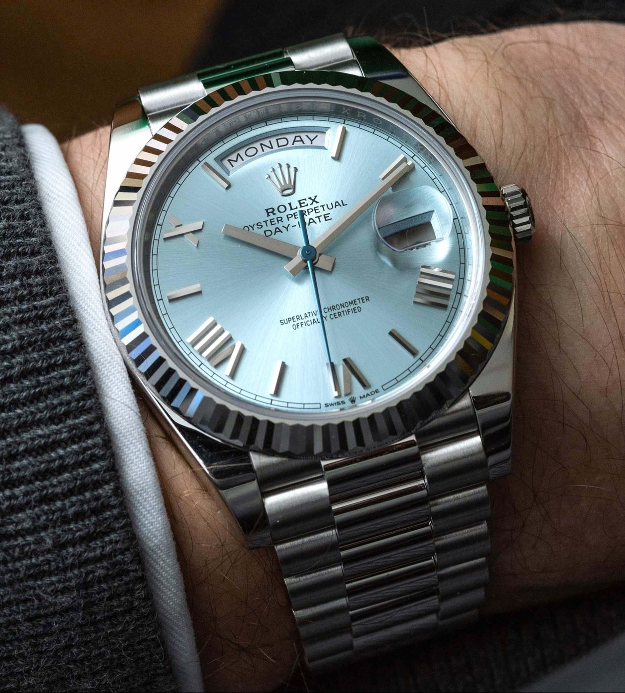 Одни из самых известных часов с этим complication - Rolex Day-Date