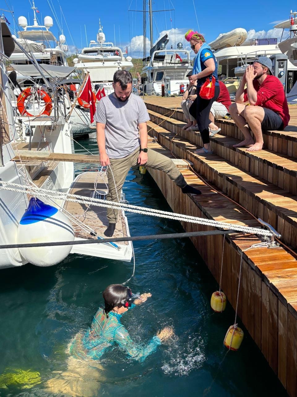 пытаются нанырять телефон