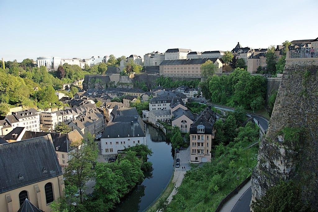 Район Grund в Люксембург-сити. Yoo Chung / Wikimedia Commons, CC-BY-SA-3.0