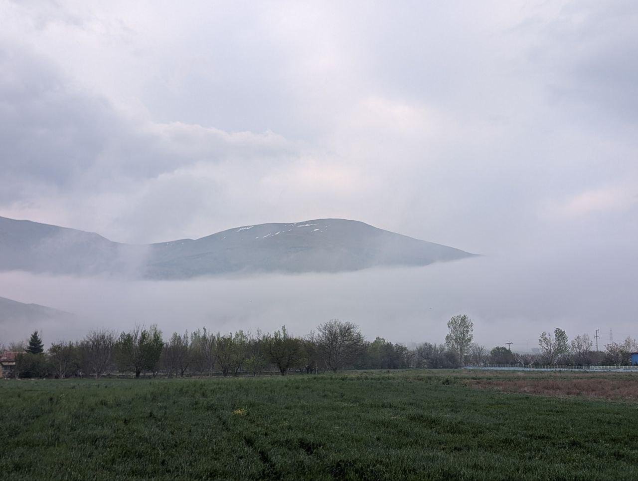 Гора (прячеться)