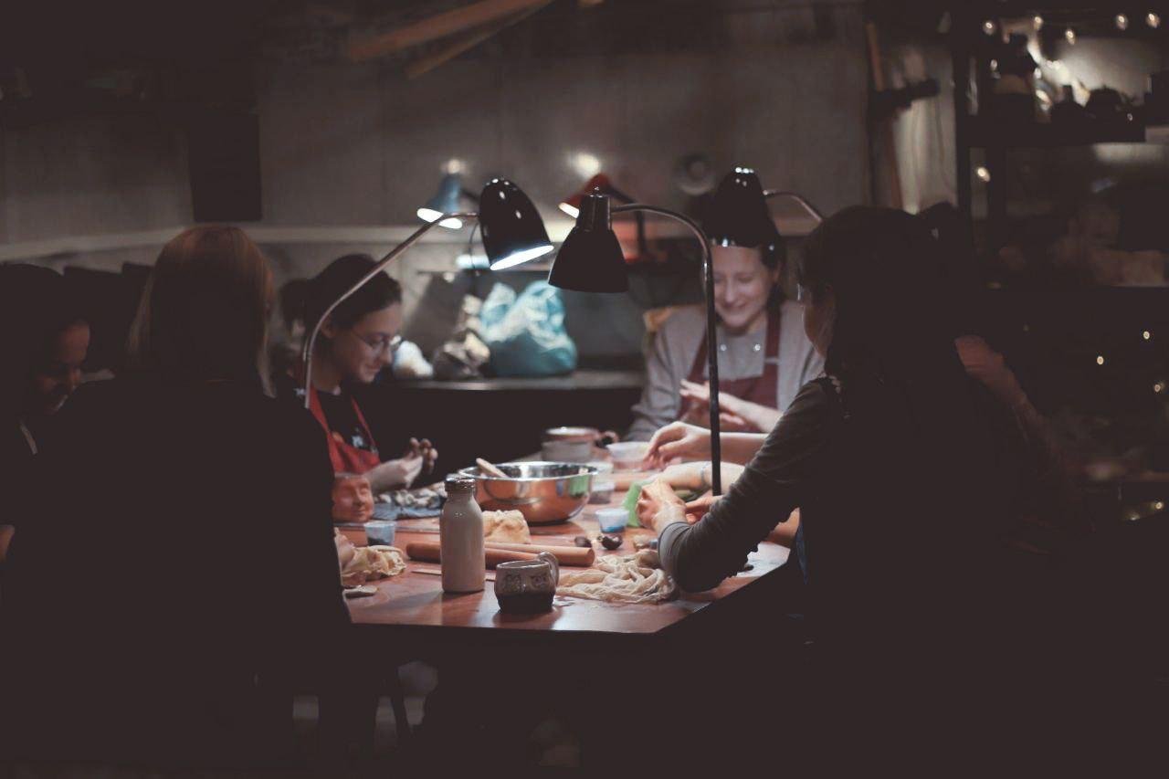 А еще оказалось, что курсы - это как с друзьями тусить, только еще и деньги платят